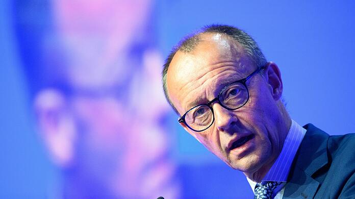 "Die Bundesregierung tut nicht das, was der Bundestag beschlossen hat: nämlich schwere Waffen zu liefern": Friedrich Merz.
