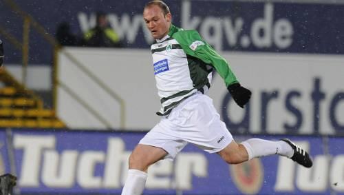 Nicht für volle 90 Minuten eingeplant, aber wohl erstmals in der Fürther Startelf: Neuzugang Alexander Voigt. Nicht für volle 90 Minuten eingeplant, aber wohl erstmals in der Fürther Startelf: Neuzugang Alexander Voigt.
