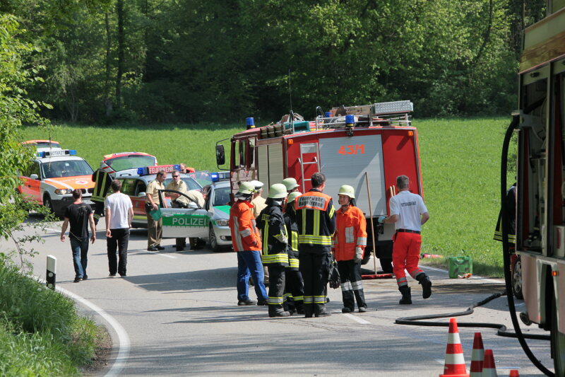 ...ohne Erfolg. Tragischerweise starb der Fahrer noch am Unfallort