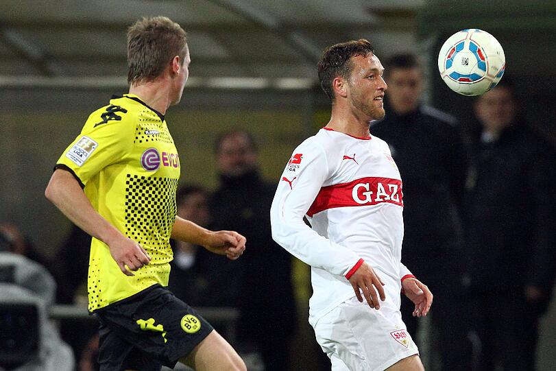 Platz 9: JULIAN SCHIEBER wechselt für 6,0 Millionen Euro vom VfB Stuttgart zu Borussia Dortmund.
Auf diesem Bild spielt Schieber noch gegen seinen zukünftigen Arbeitgeber.