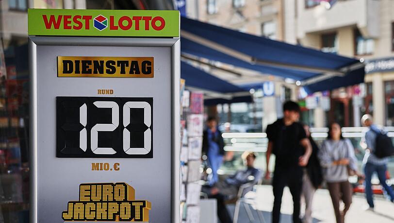 Mehr geht nicht beim Eurojackpot: Der 120-Millionen-Topf wurde geknackt. (Archivbild) Mehr geht nicht beim Eurojackpot: Der 120-Millionen-Topf wurde geknackt. (Archivbild)