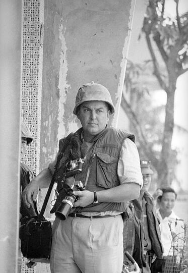 Faas im Mai 1968 mit seiner Kamera während der zweiten Offensive in Saigon.
