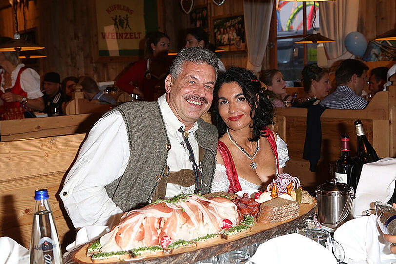 Der ehemalige Zehnkämpfer Jürgen Hingsen mit Freundin Francesca Elstermeier.