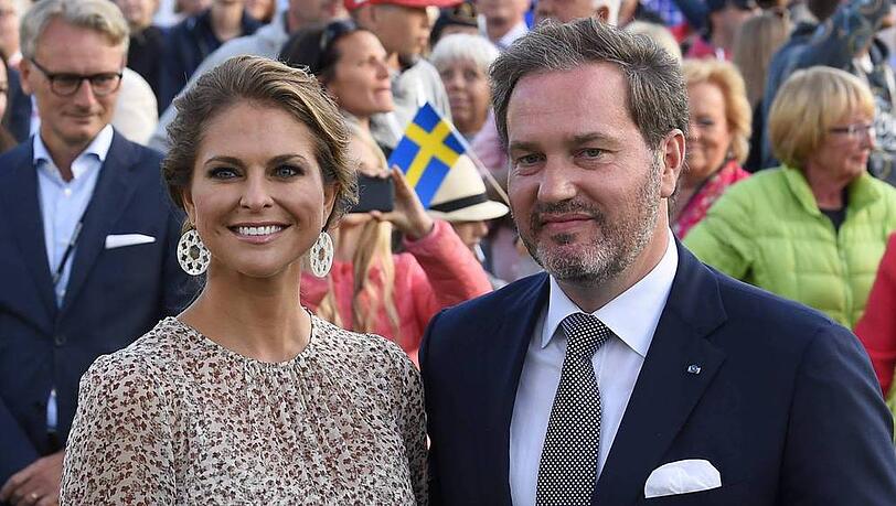 Prinzessin Madeleine von Schweden und Ehemann Chris O'Neill freuen sich über ihr drittes Kind. Prinzessin Madeleine von Schweden und Ehemann Chris O'Neill freuen sich über ihr drittes Kind.