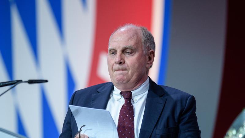 Uli Hoeneß, Vereinspräsident von FC Bayern, spricht bei der Jahreshauptversammlung FC Bayern München. Foto: Matthias Balk/Archiv Uli Hoeneß, Vereinspräsident von FC Bayern, spricht bei der Jahreshauptversammlung FC Bayern München. Foto: Matthias Balk/Archiv