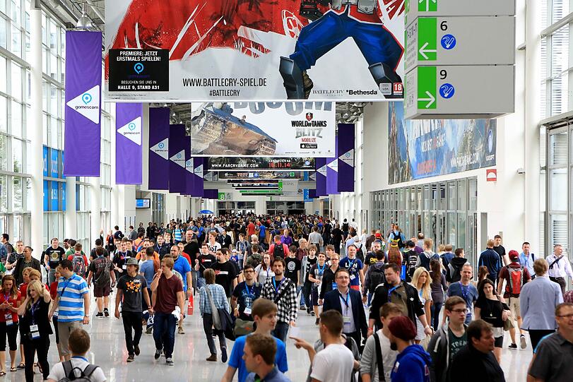Die Gamescom 2014 hat ihre Tore geöffnet. Die Bilder vom ersten Tag.