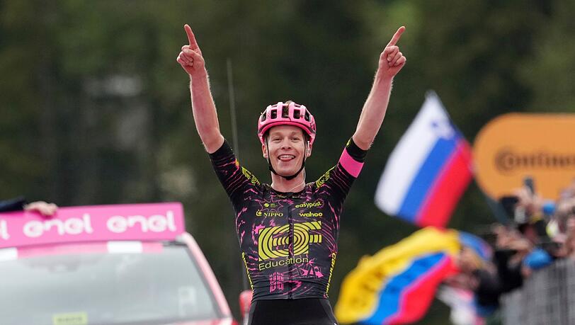 Gr&ouml;&szlig;ter Karriereerfolg: Georg Steinhauser bejubelt seinen Etappensieg beim Giro.