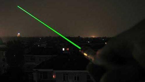 Mit einem Laserpointer ist ein Kopilot geblendet worden