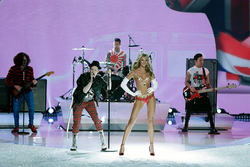 Victoria's Secret 2013: So heiß war die sexy Unterwäsche-Show. Alle Bilder...