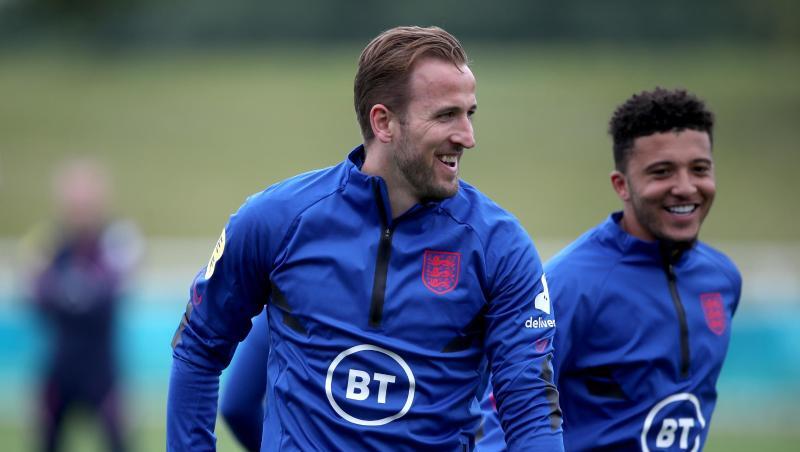 Beste Laune: Harry Kane (l.) mit Jadon Sancho beim Training.
