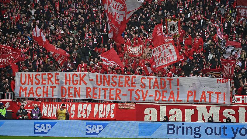 Wollen, dass die Bayern-Amateure im Gr&uuml;nwalder Stadion bleiben: Die Fans des FC Bayern.
