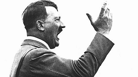 Nach 80 Jahren ist Adolf Hitler nun auch offiziell kein Ehrenbürger mehr von Tegernsee.