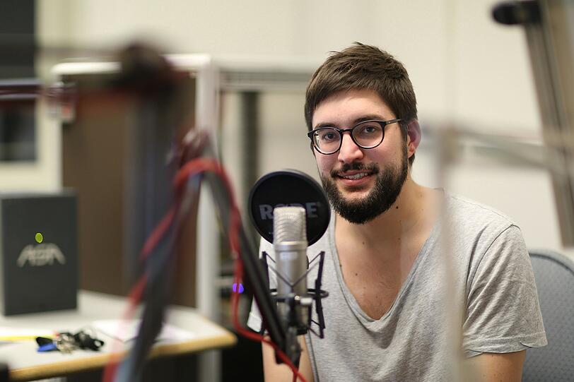 &bdquo;Wir werden draußen gehört&ldquo;, sagt AFK M 94.5-Volontär Johannes Vogl &ndash; und das soll auch so bleiben.