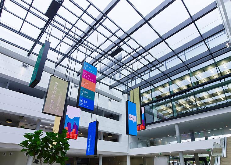 Der Share & Discuss Workspace in der neuen Microsoft-Unternehmenszentrale in Schwabing
