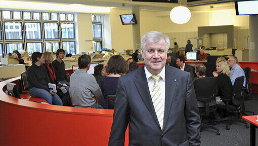 Horst Seehofer besucht die Redaktion der Abendzeitung. Horst Seehofer besucht die Redaktion der Abendzeitung.