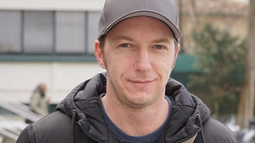 Michael Bohner (39), Gesundheitspfleger: "Das ist bestimmt eine erfolgreiche Idee. Trotzdem kann ich mir die Zeit mit einem Buch gut vertreiben. Ich erledige das lieber selbst."