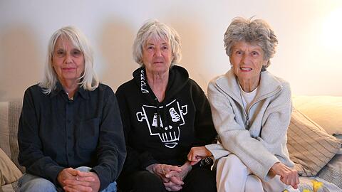 Die Gefährtinnen von Rainer Langhans: Gisela Getty, Christa Ritter und Brigitte Streubel (von links nach rechts). (Archivbild)