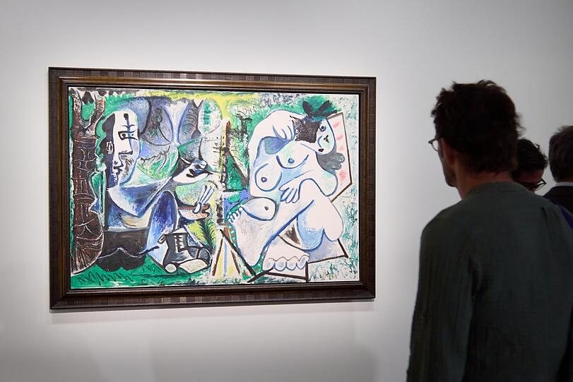 Picasso geht immer. Le peintre et son modèle dans un paysage (Der Maler und sein Modell in einer Landschaft) von 1963 wechselte noch vor der Eröffnung der Art Basel für 35 Millionen Dollar den Besitzer. Picasso geht immer. Le peintre et son modèle dans un paysage (Der Maler und sein Modell in einer Landschaft) von 1963 wechselte noch vor der Eröffnung der Art Basel für 35 Millionen Dollar den Besitzer.