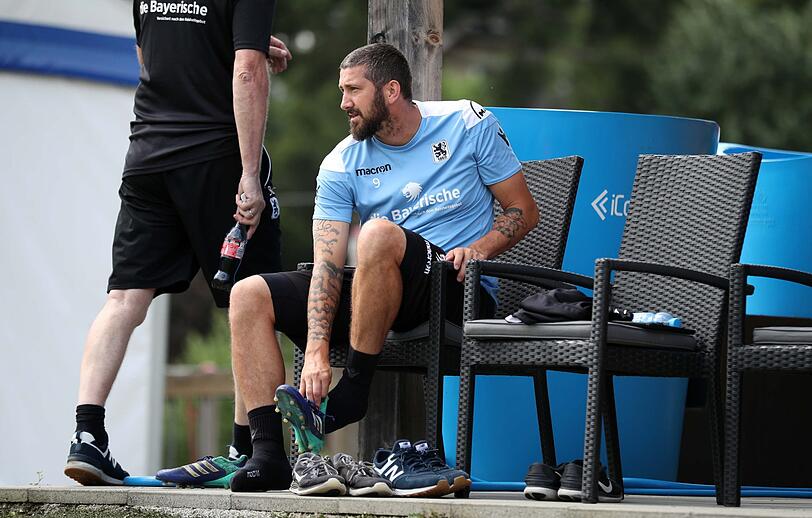 Die Löwen absolvierten am Dienstagnachmittag ihre erste Einheit im Trainingslager.