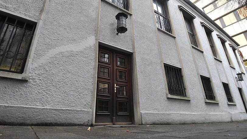 Fassade der Synagoge an der Reichenbachstraße.