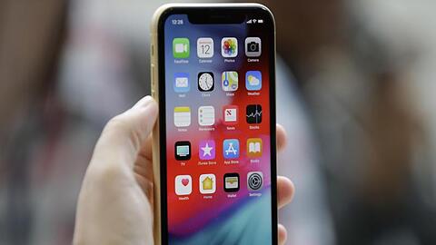 In Apples Mail-App für iPhones und iPads gibt es Sicherheitslücken, über die Angreifer Schadcode auf die Geräte schleusen können.