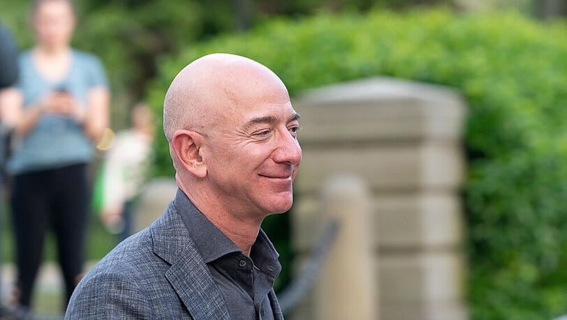 Jeff Bezos ist stolzer Besitzer einer neuen Villa Jeff Bezos ist stolzer Besitzer einer neuen Villa