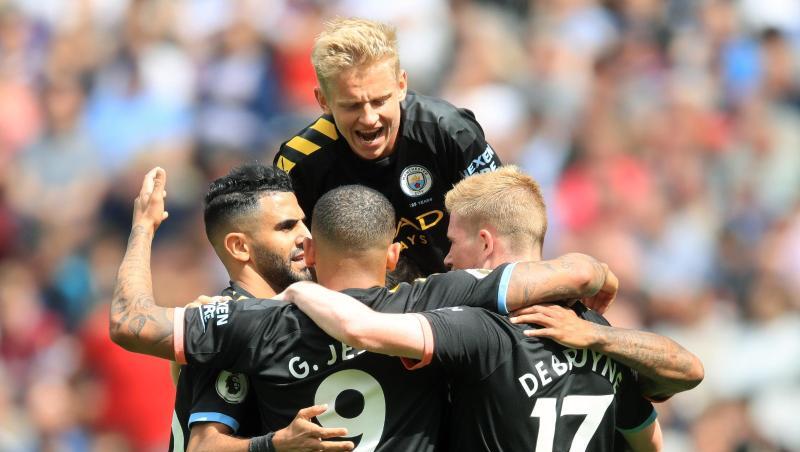 Manchester City besiegte West Ham United klar mit 5:0. Manchester City besiegte West Ham United klar mit 5:0.