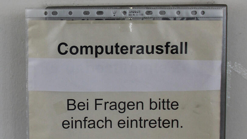 "Computerausfall" - dieses Schild begrüßt Besucher des KVR. "Computerausfall" - dieses Schild begrüßt Besucher des KVR.