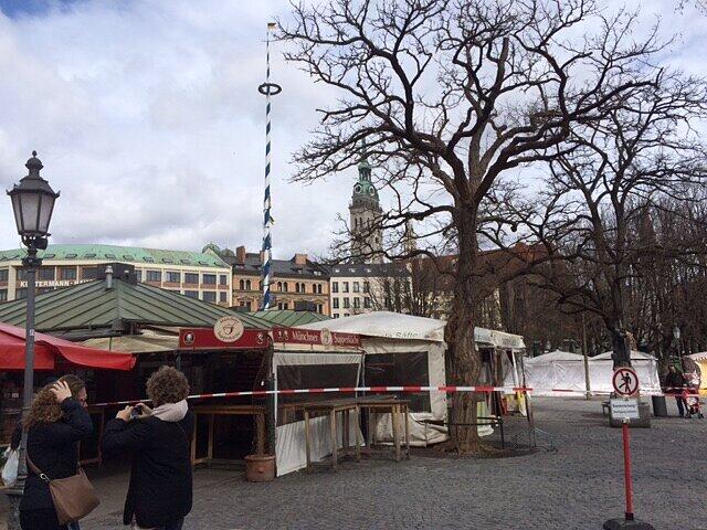 Auf dem Viktualienmarkt bleiben heute 30 von 110 Ständen geschlossen, unter anderem der Obstmarkt und Biergarten.