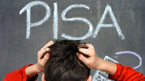 Die regelm&auml;&szlig;igen Pisa-Studien machen immer wieder aufs Neue Kopfzerbrechen. (Symbolbild)