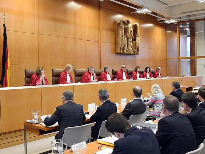 Der Zweite Senat beim Bundesverfassungsgericht.