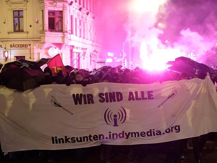 Anlass der Demonstration ist ein anstehender Prozess um die Plattform vor dem Bundesverwaltungsgericht in Leipzig.