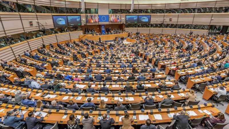 Im Kampf gegen die Coronavirus-Krise werden erstmals überhaupt die europäischen Schulden- und Defizitregeln vorübergehend ausgesetzt. Im Kampf gegen die Coronavirus-Krise werden erstmals überhaupt die europäischen Schulden- und Defizitregeln vorübergehend ausgesetzt.