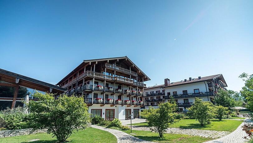 Der FC Bayern verbringt sein Quarantäne-Trainingslager im Hotel Achental in Grassau am Chiemsee.