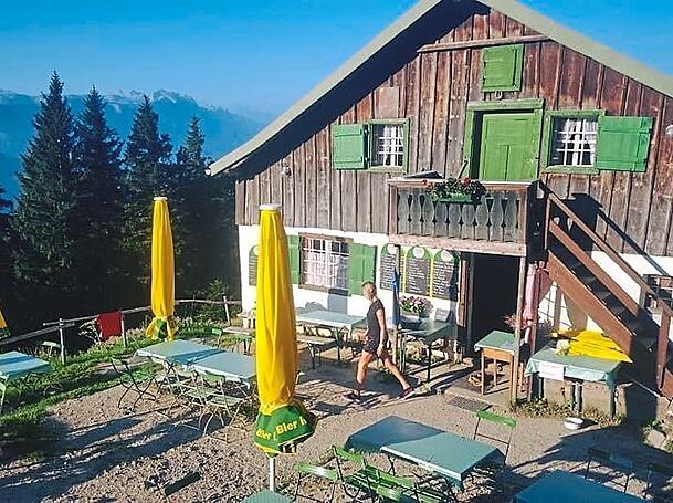 Die Alm ist nun nur noch am Wochenende geöffnet. Die Alm ist nun nur noch am Wochenende geöffnet.