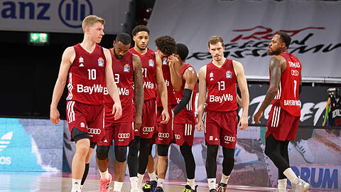 Enttäuscht nach den Heimniederlagen gegen Chemnitz: Bayerns Basketballer.