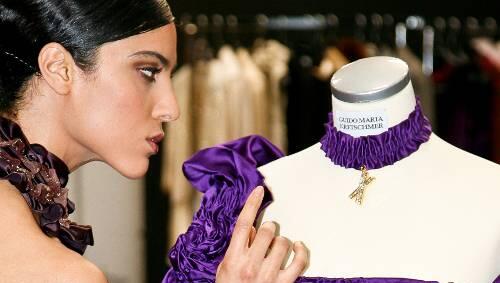 Ein Traum in Lila: Dieses Kleid kostet 7000 Euro. Ein Traum in Lila: Dieses Kleid kostet 7000 Euro.