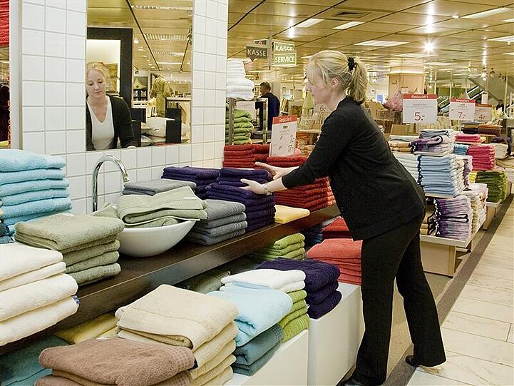 Kauffrau im Einzelhandel: 2. Platz bei den Frauen: 16 296 Verträge im Jahr 2015.