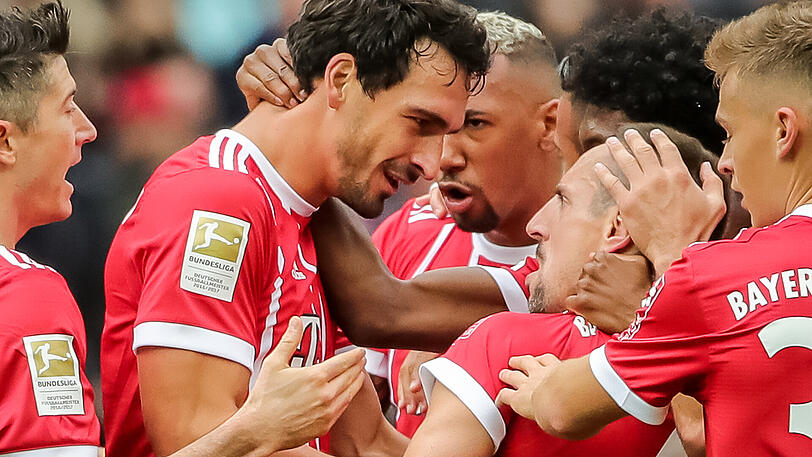 Mats Hummels: Note 4. Das prominenteste Ancelotti-Opfer von Paris gab die richtige Antwort, traf per Kopf zum 1:0 (10.). Aber defensiv mit dicken Patzern! Beim 1:2 mit zu viel Abstand, kam beim 2:2 zu spät.