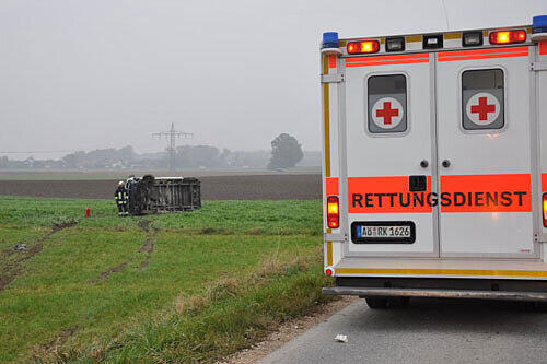 Zwei Männer wurden bei dem Autounfall getötet.