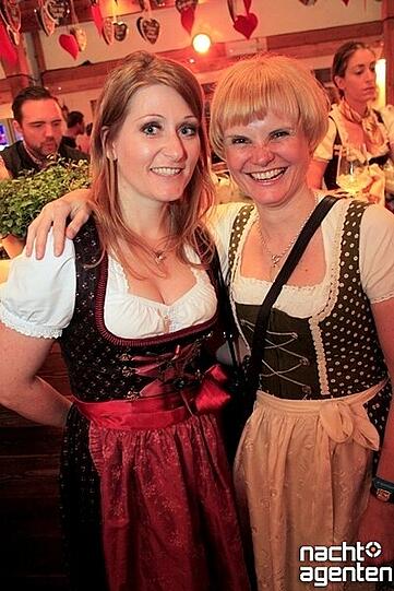 Dirndl, Lederhosen und viel Spaß: Die Party "Tracht und Pracht" am Samstag im Hippodrom auf der Theresienwiese. Mehr Bilder unter: www.nachtagenten.de.