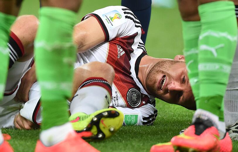 Für Shkodran Mustafi ist die WM vorbei. In der Partie gegen Algerien erlitt der Abwehrspieler einen Müskelbündelriss.