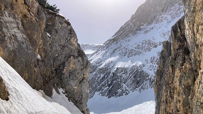 Oben weiß, unten grün: so zeigte n sich die Skigebiete in der vergangene Saison. (Archivfoto)
