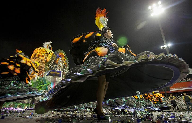Bunt, sexy, fröhlich - Karneval in Brasilien