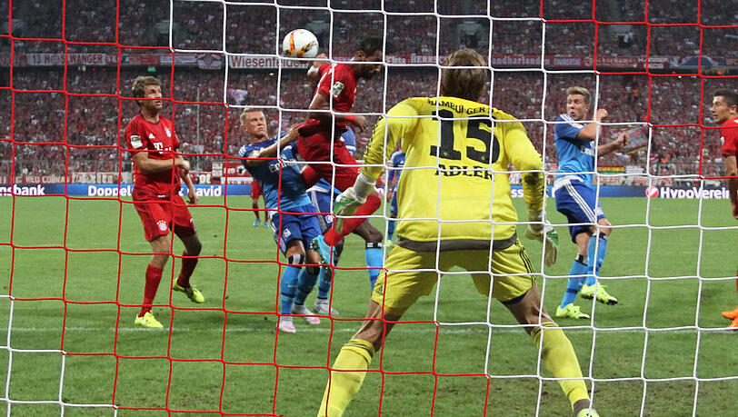 Mehdi Benatia beim Premierentor der 53. Bundesliga-Saison. Mehdi Benatia beim Premierentor der 53. Bundesliga-Saison.