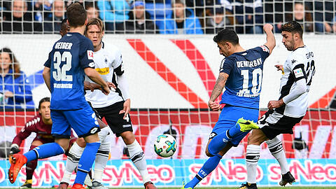 Kerem Demirbay (2.v.r.) erzielt das Tor zum 1:0.