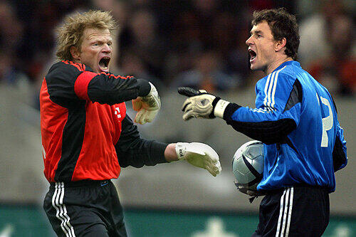 Wollen den Germania-Kickern zu mehr Biss verhelfen: die einstigen Torwart-Rivalen Oliver Kahn und Jens Lehmann.