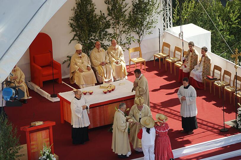 Auf dem Marienplatz fand der Fronleinnam-Gottesdienst statt