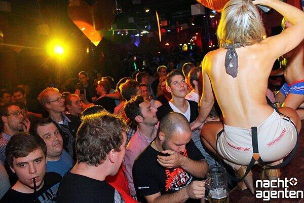 Heiße After Wiesn in der Nachtgalerie: Mehr Partybilder finden Sie auf www.nachtagenten.de