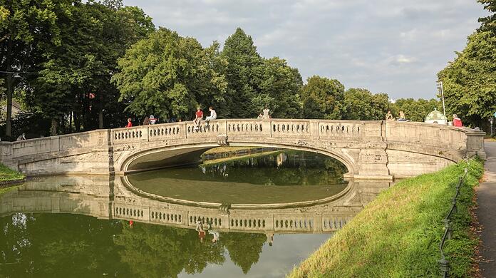 Die Gerner Brücke verbindet Neuhausen und Nymphenburg. (Archivbild)